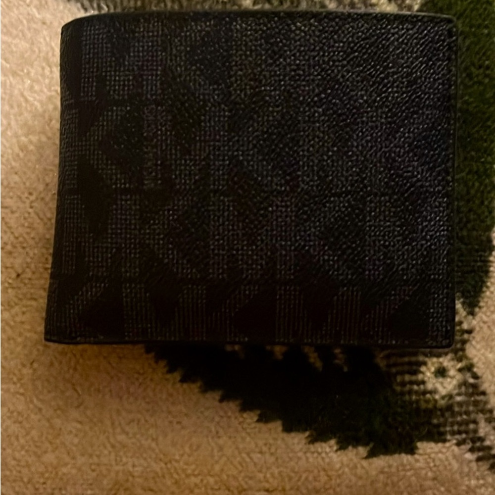 REAL AUTHENTIC MK men’s wallet
